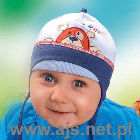 jesienna czapka producent niemowląca biała