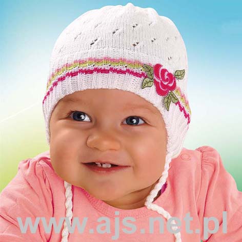 jesienna czapka producent baby biała